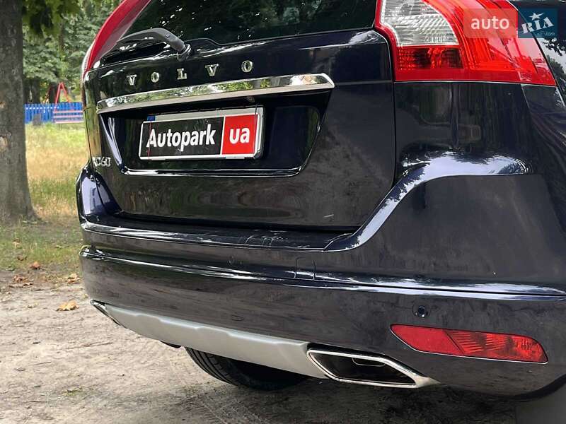 Внедорожник / Кроссовер Volvo XC60 2016 в Киеве