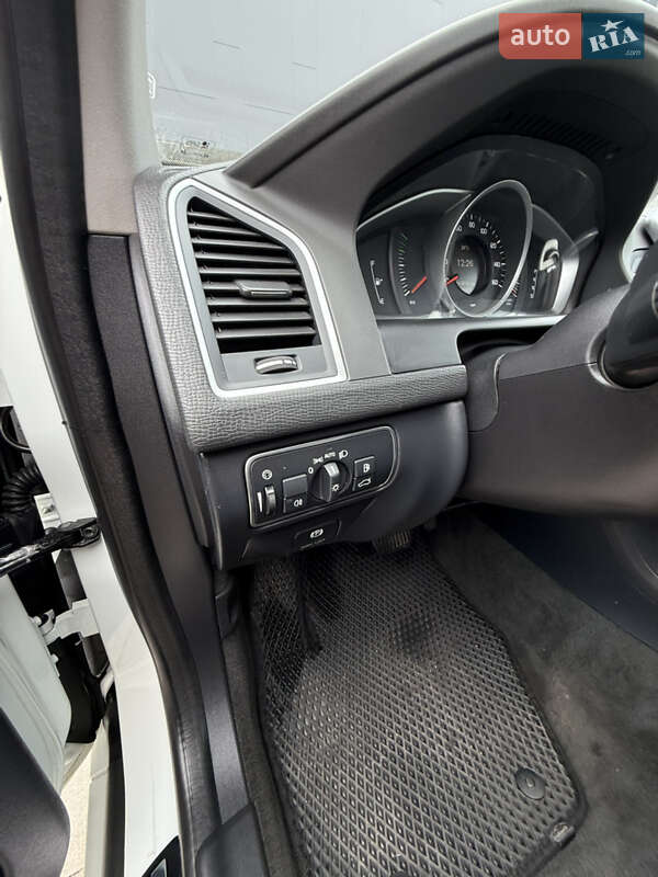 Внедорожник / Кроссовер Volvo XC60 2014 в Ровно