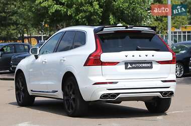 Внедорожник / Кроссовер Volvo XC60 2020 в 