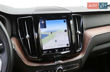 Внедорожник / Кроссовер Volvo XC60 2020 в 