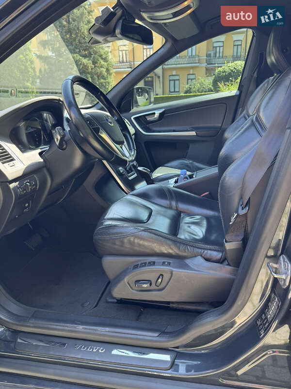 Внедорожник / Кроссовер Volvo XC60 2013 в Киеве