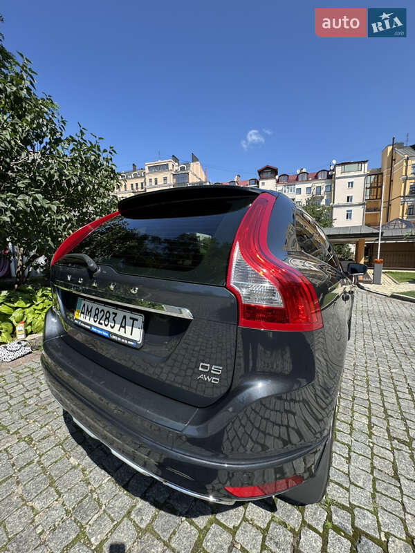 Внедорожник / Кроссовер Volvo XC60 2013 в Киеве