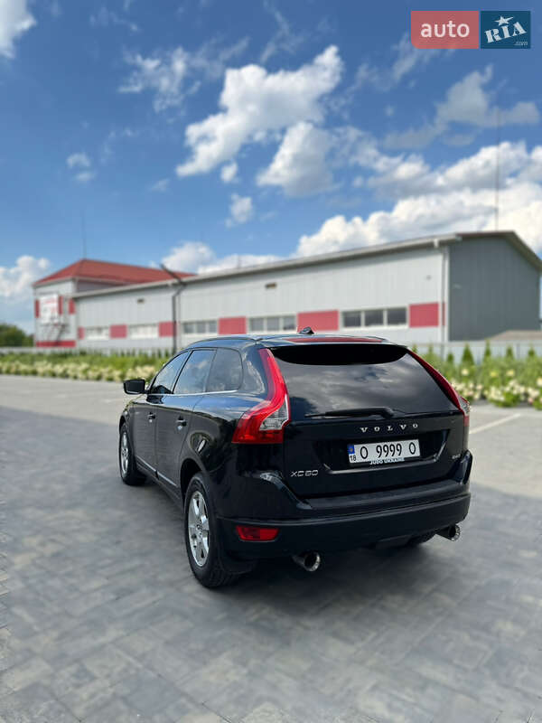 Внедорожник / Кроссовер Volvo XC60 2010 в Луцке