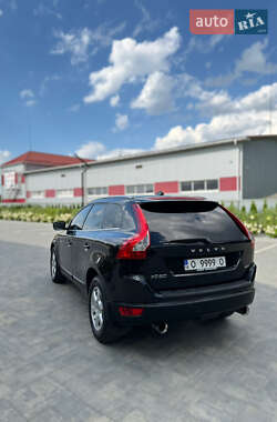 Внедорожник / Кроссовер Volvo XC60 2010 в 