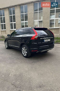 Внедорожник / Кроссовер Volvo XC60 2017 в 