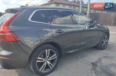 Внедорожник / Кроссовер Volvo XC60 2018 в 
