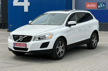 Внедорожник / Кроссовер Volvo XC60 2012 в 