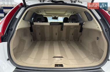 Внедорожник / Кроссовер Volvo XC60 2012 в 