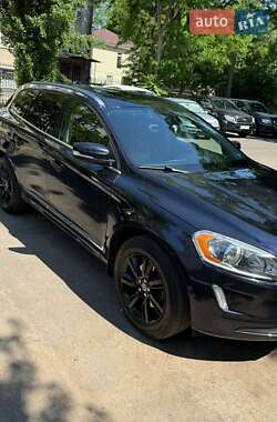 Позашляховик / Кросовер Volvo XC60 2017 в 