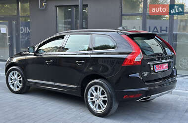 Внедорожник / Кроссовер Volvo XC60 2013 в 