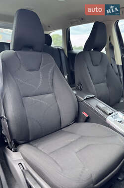 Внедорожник / Кроссовер Volvo XC60 2010 в 