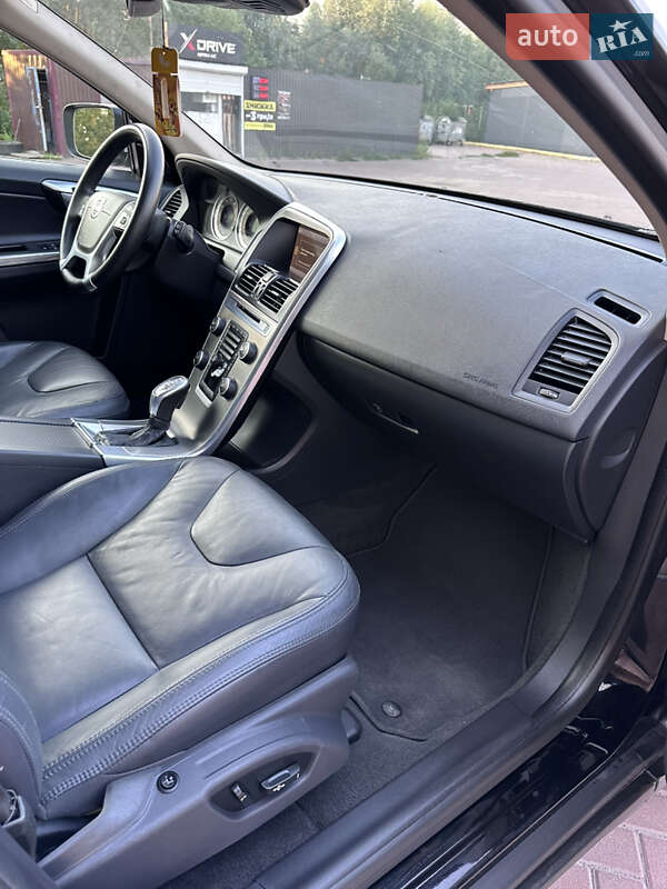 Внедорожник / Кроссовер Volvo XC60 2012 в Ровно фото 47 Внедорожник / Кроссовер Volvo XC60 2012 в Ровно