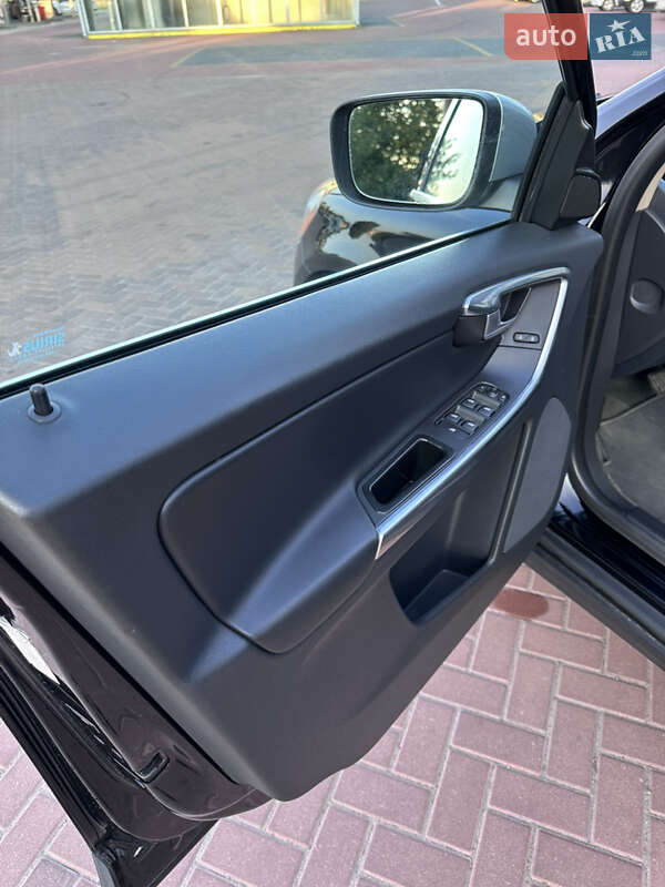 Внедорожник / Кроссовер Volvo XC60 2012 в Ровно фото 55 Внедорожник / Кроссовер Volvo XC60 2012 в Ровно