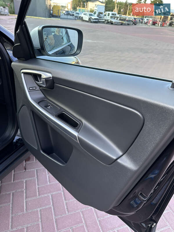 Внедорожник / Кроссовер Volvo XC60 2012 в Ровно фото 62 Внедорожник / Кроссовер Volvo XC60 2012 в Ровно