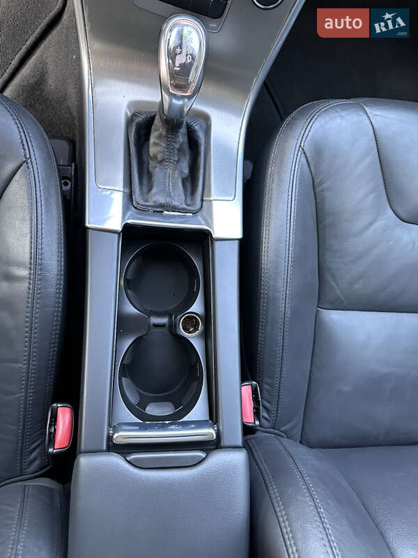 Внедорожник / Кроссовер Volvo XC60 2012 в Ровно фото 64 Внедорожник / Кроссовер Volvo XC60 2012 в Ровно