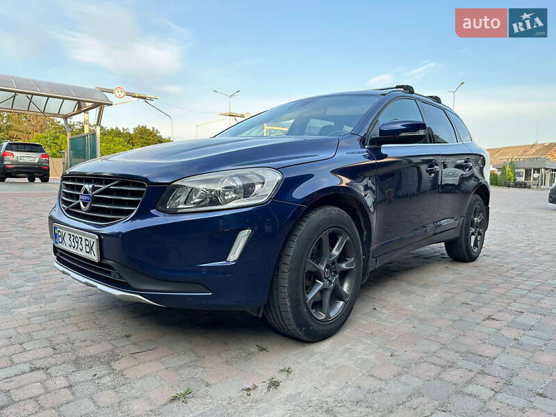 Внедорожник / Кроссовер Volvo XC60 2014 в 