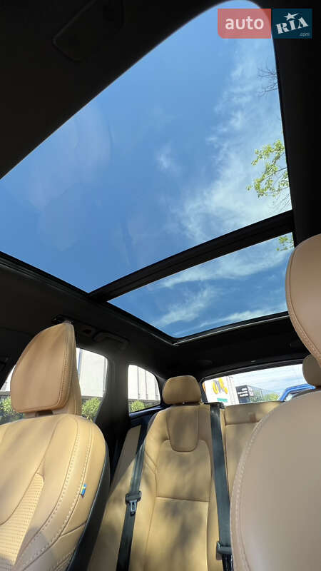 Позашляховик / Кросовер Volvo XC60 2021 в Львові фото 12 Позашляховик / Кросовер Volvo XC60 2021 в Львові