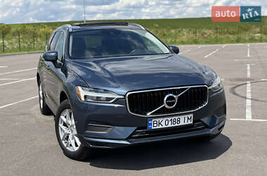 Внедорожник / Кроссовер Volvo XC60 2017 в 