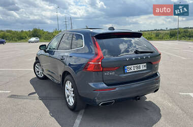 Внедорожник / Кроссовер Volvo XC60 2017 в 