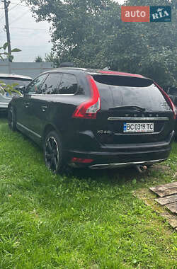 Внедорожник / Кроссовер Volvo XC60 2015 в 
