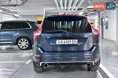 Внедорожник / Кроссовер Volvo XC60 2015 в 