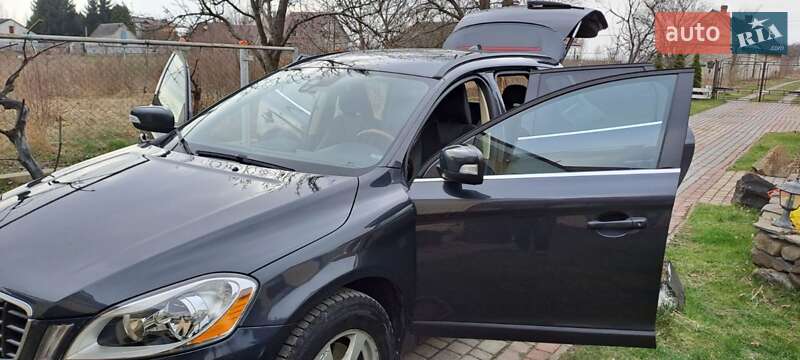 Внедорожник / Кроссовер Volvo XC60 2010 в Луцке