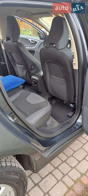 Внедорожник / Кроссовер Volvo XC60 2010 в Луцке