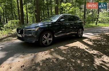Внедорожник / Кроссовер Volvo XC60 2021 в 