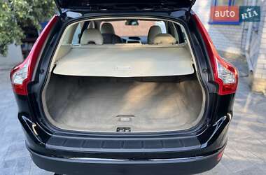 Внедорожник / Кроссовер Volvo XC60 2009 в 