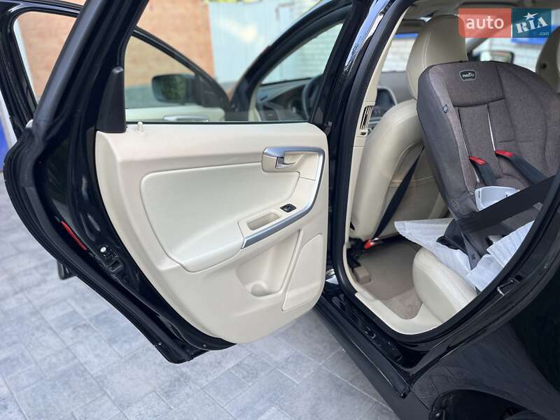 Внедорожник / Кроссовер Volvo XC60 2009 в Днепре фото 49 Внедорожник / Кроссовер Volvo XC60 2009 в Днепре