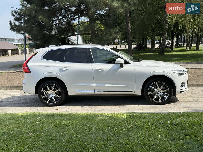Внедорожник / Кроссовер Volvo XC60 2020 в Днепре