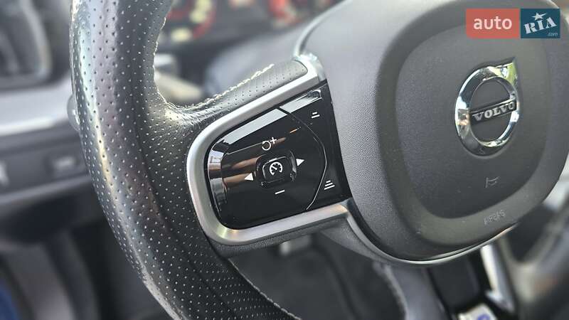 Внедорожник / Кроссовер Volvo XC60 2018 в Бродах