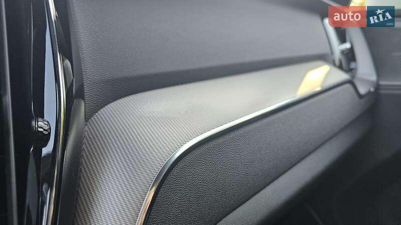 Внедорожник / Кроссовер Volvo XC60 2018 в Бродах