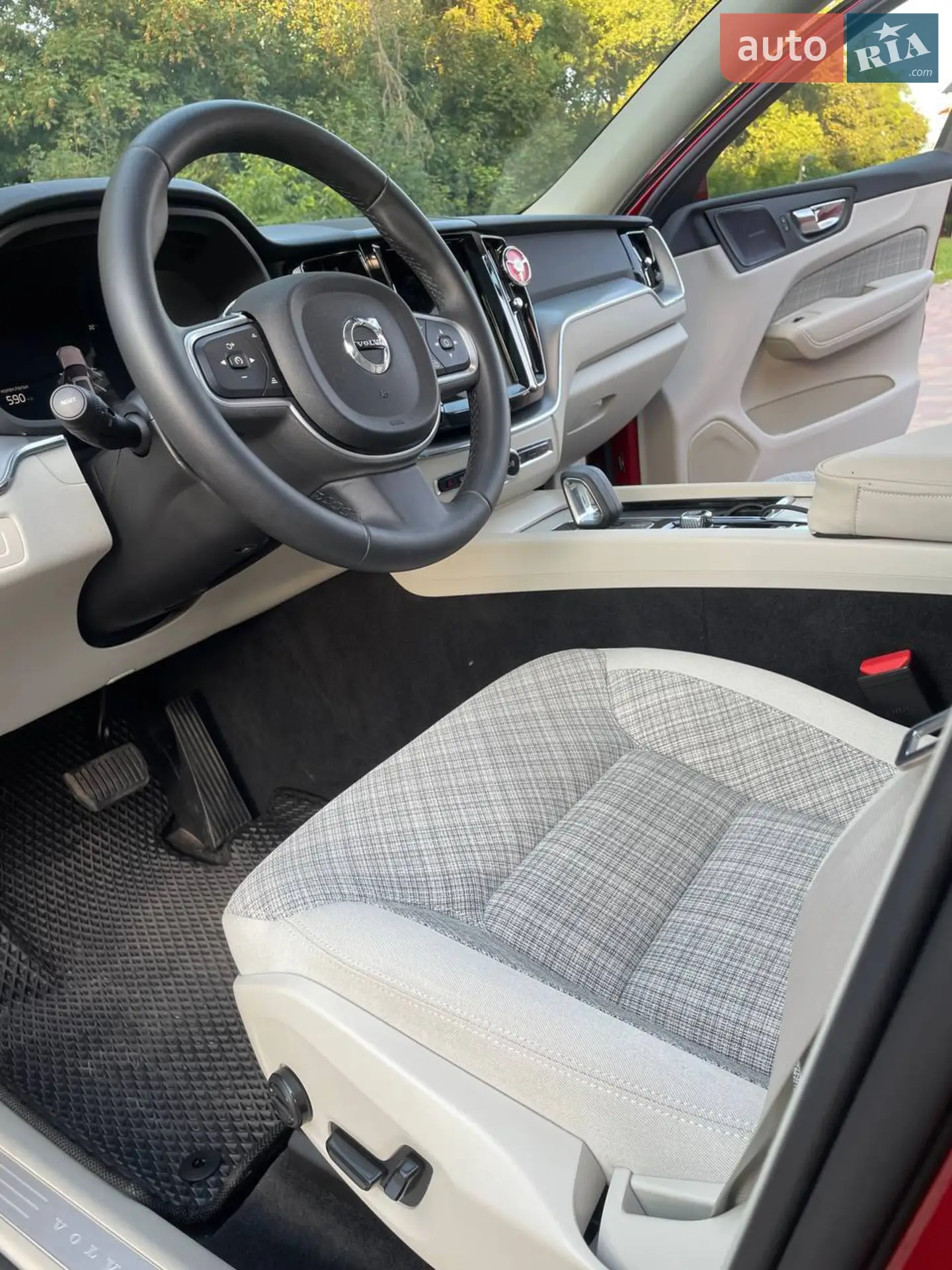 2022 Volvo XC60 - мініатюра 7
