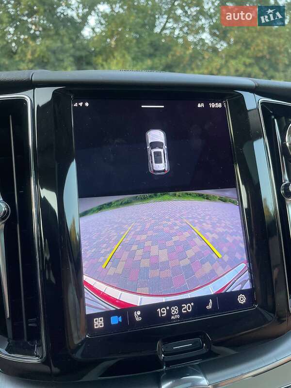 Внедорожник / Кроссовер Volvo XC60 2022 в Тернополе