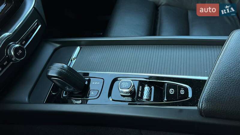 Внедорожник / Кроссовер Volvo XC60 2020 в Львове фото 18 Внедорожник / Кроссовер Volvo XC60 2020 в Львове