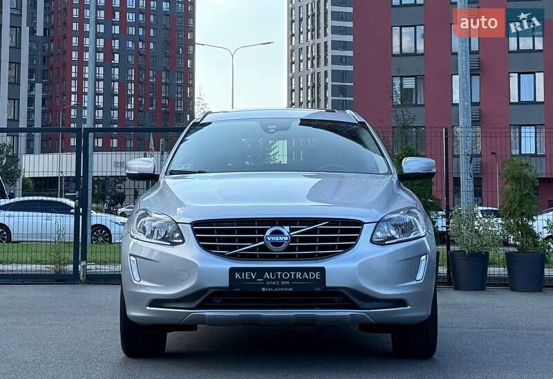 Внедорожник / Кроссовер Volvo XC60 2015 в Киеве