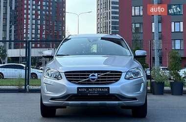 Внедорожник / Кроссовер Volvo XC60 2015 в 