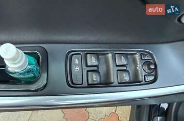 Внедорожник / Кроссовер Volvo XC60 2014 в 