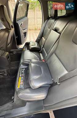 Внедорожник / Кроссовер Volvo XC60 2014 в 