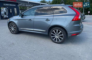 Внедорожник / Кроссовер Volvo XC60 2015 в 