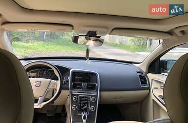 Внедорожник / Кроссовер Volvo XC60 2014 в 