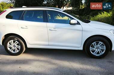 Внедорожник / Кроссовер Volvo XC60 2013 в 