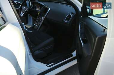 Внедорожник / Кроссовер Volvo XC60 2013 в 