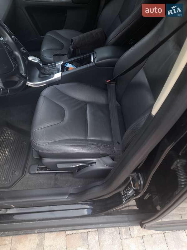 Внедорожник / Кроссовер Volvo XC60 2012 в Ковеле