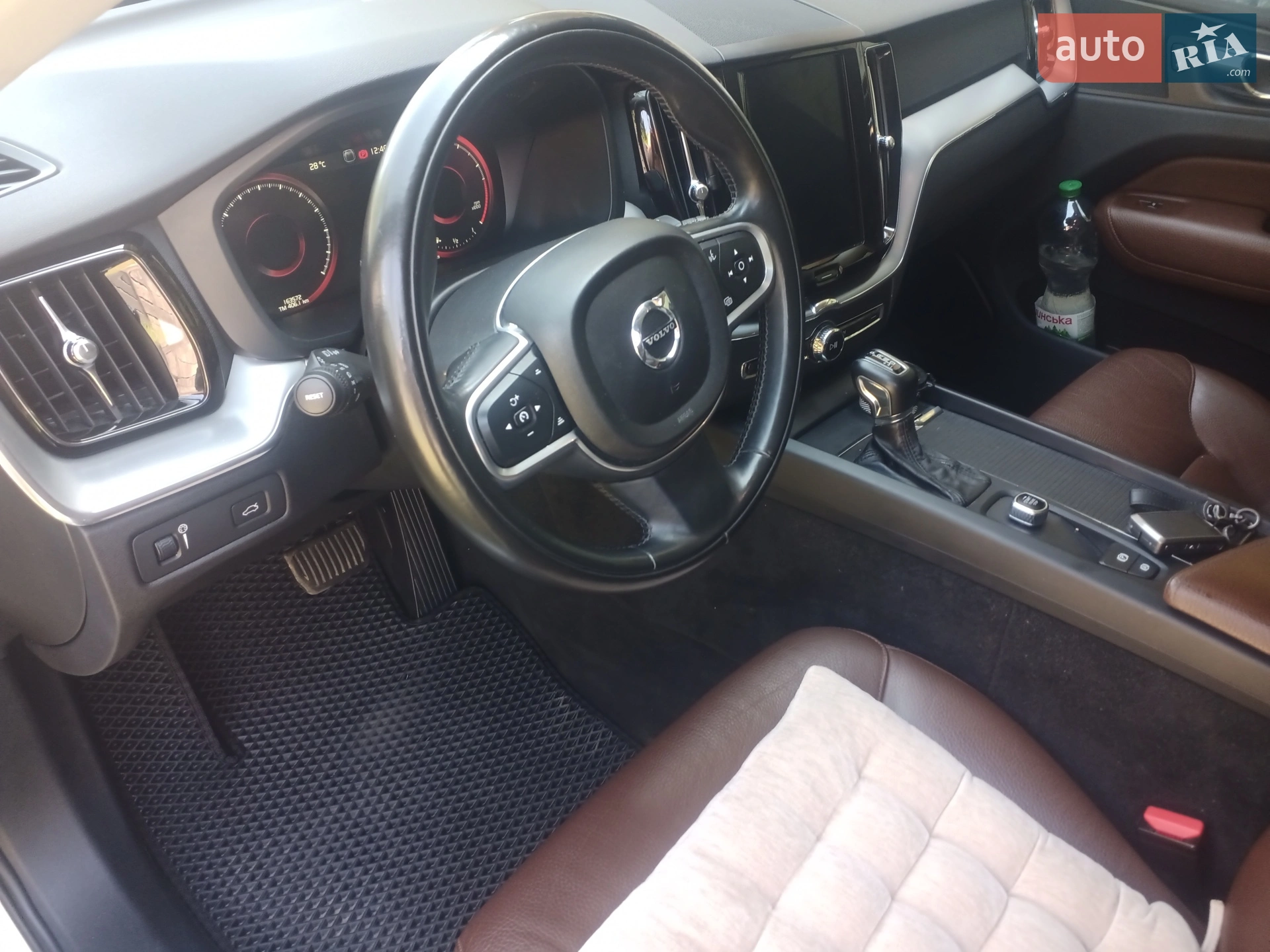 2018 Volvo XC60 - мініатюра 17