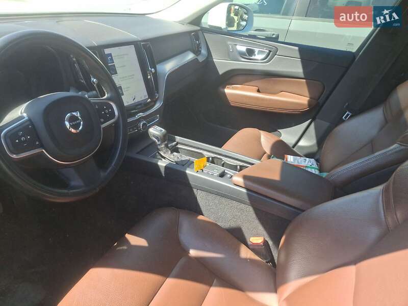 Внедорожник / Кроссовер Volvo XC60 2018 в Житомире