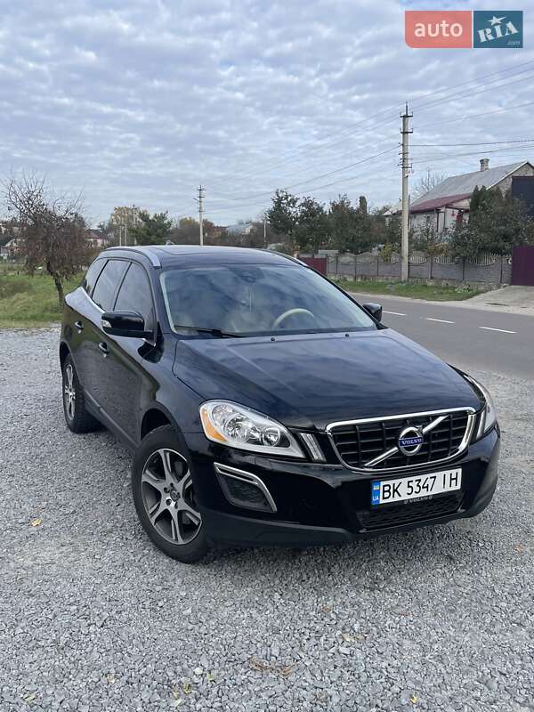 Volvo XC60 2011