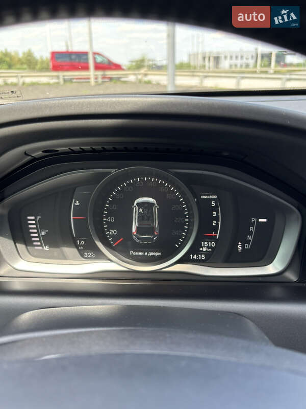 Внедорожник / Кроссовер Volvo XC60 2017 в Киеве