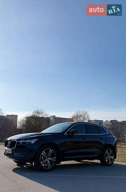 Внедорожник / Кроссовер Volvo XC60 2018 в 
